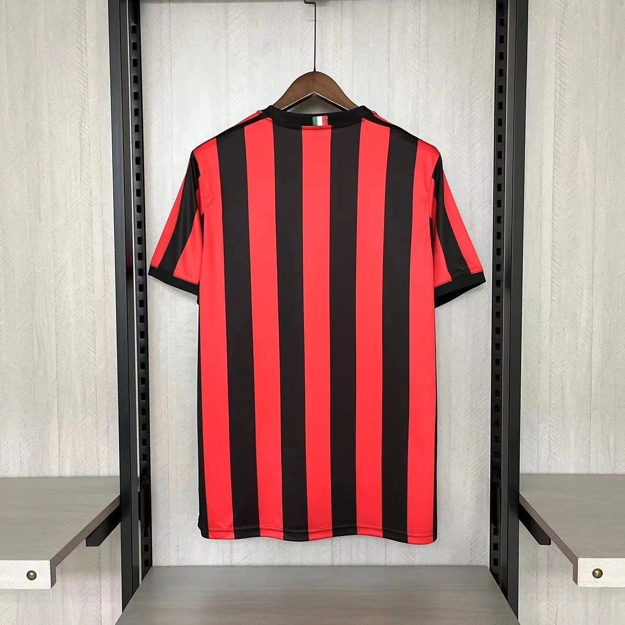 AC Milan Titular 2017-18 Retro, foto 2