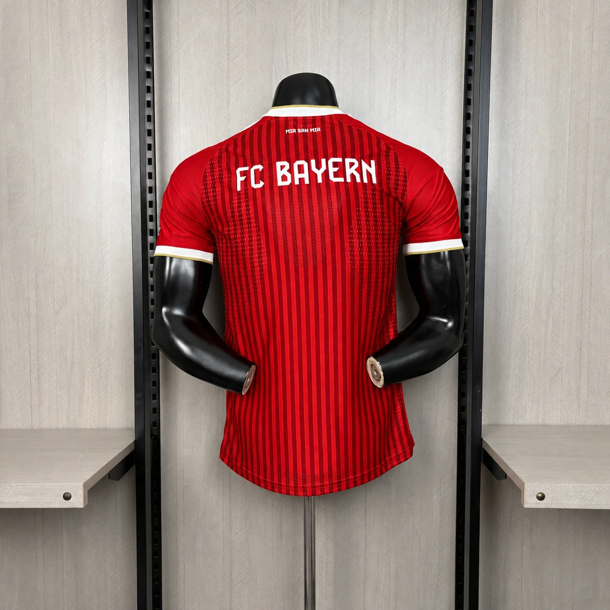 Bayern Múnich Titular 2026-27 Versión Jugador, foto 2