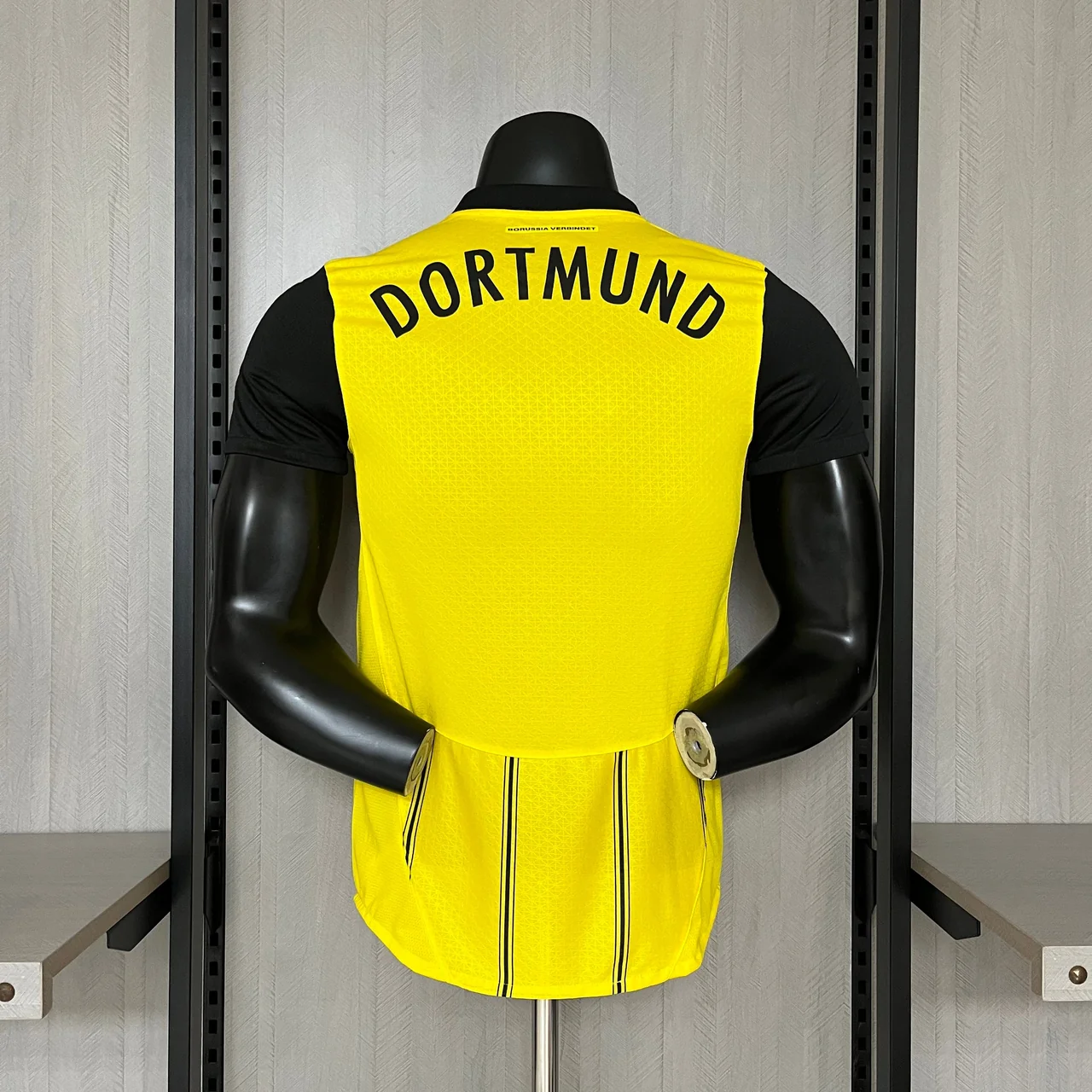 Borussia Dortmund Titular 2024-25 Versión Jugador, foto 2