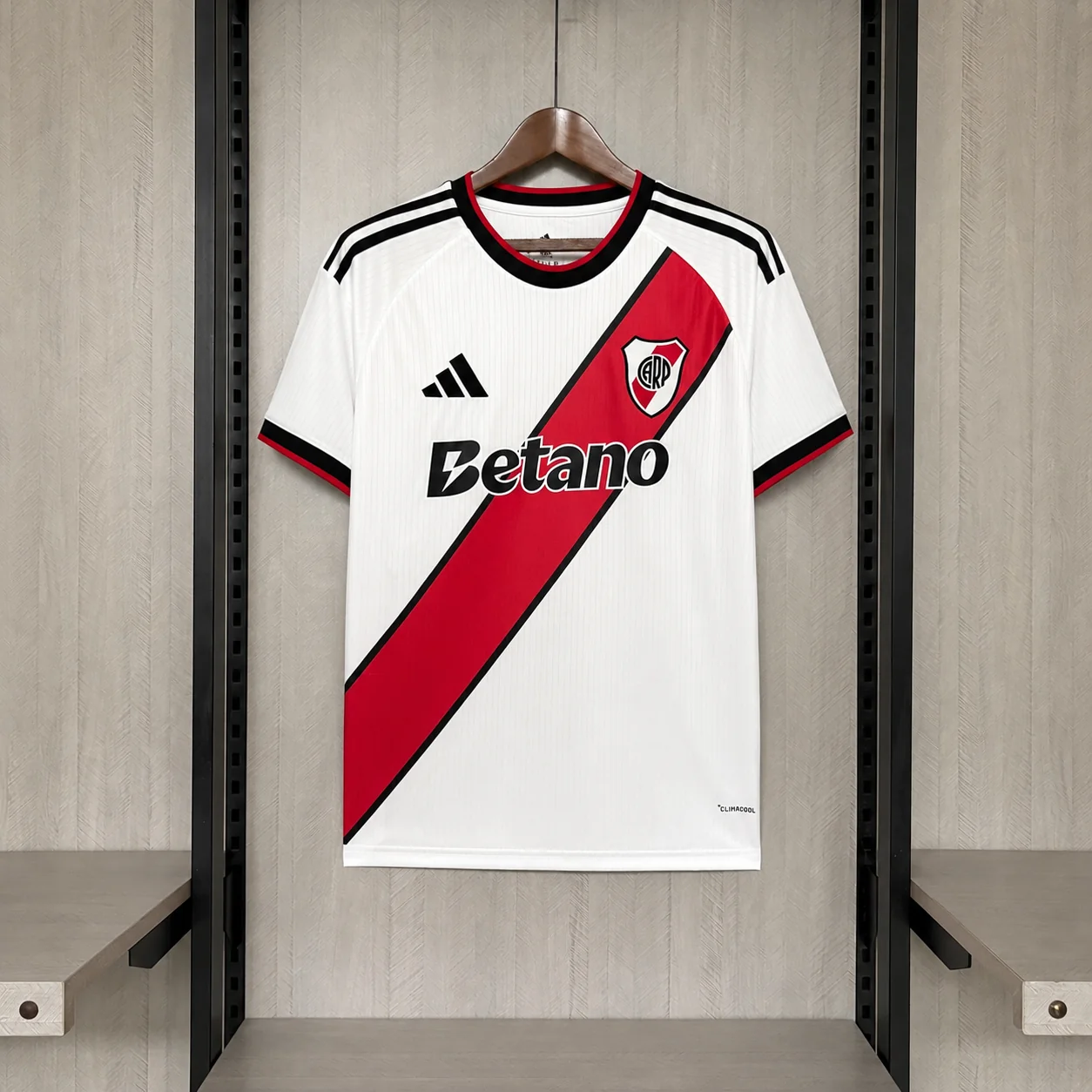 River Plate Titular 2026-27, foto 1